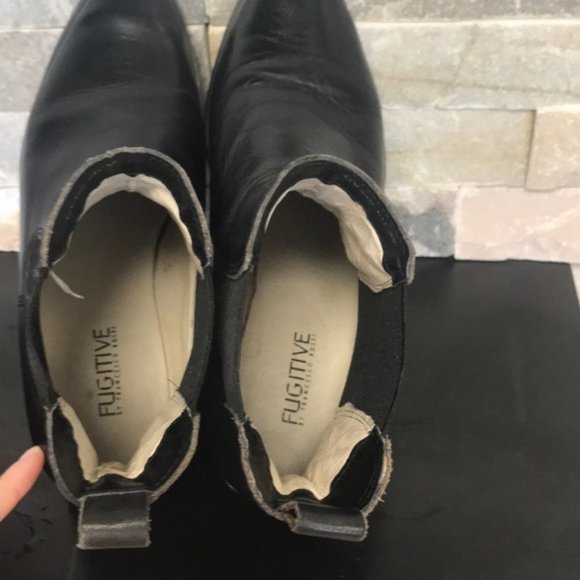 Fugitive by Francesco Rossi - Picture 6 of 9